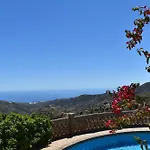 Durillo With Private Pool